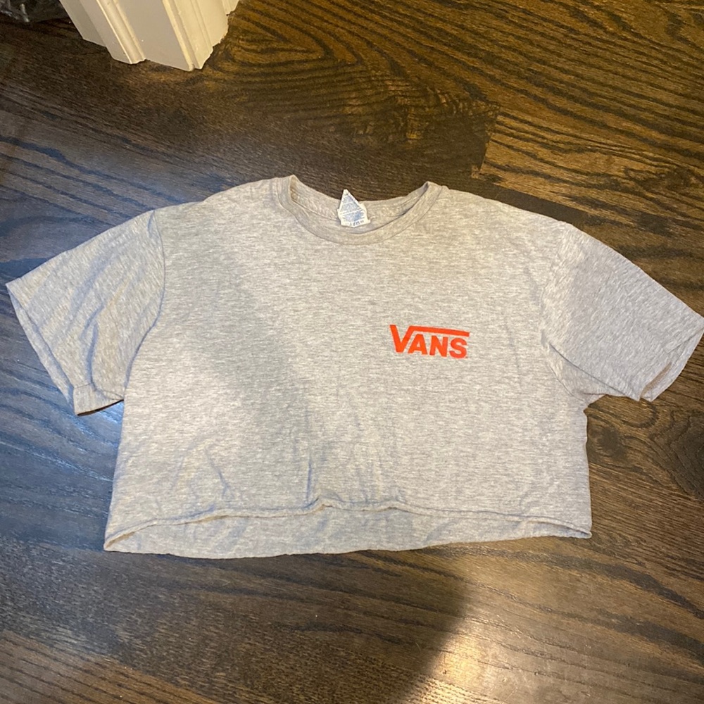 Cropped vans shirt